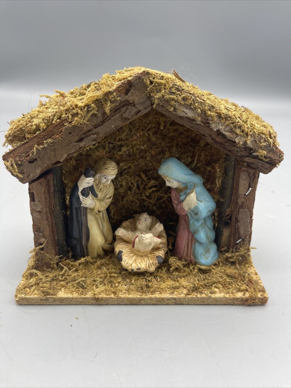 Vintage Wal-Mart Nativity Set Wood Moss Creche Mary Joseph, Baby, Jesus